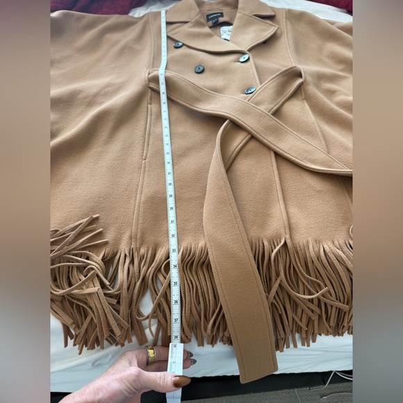 NWT Express Camel Fringed Cape Coat | Size M/L | Belted Poncho Trench - Picture 11 of 11